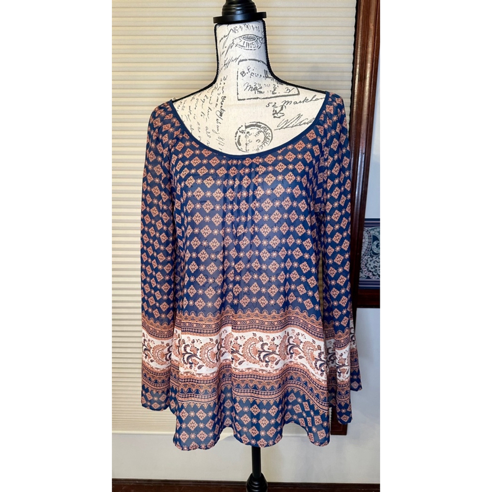Blu Pepper Medium Sheer Boho Patterned With Criss Cross Back Blouse